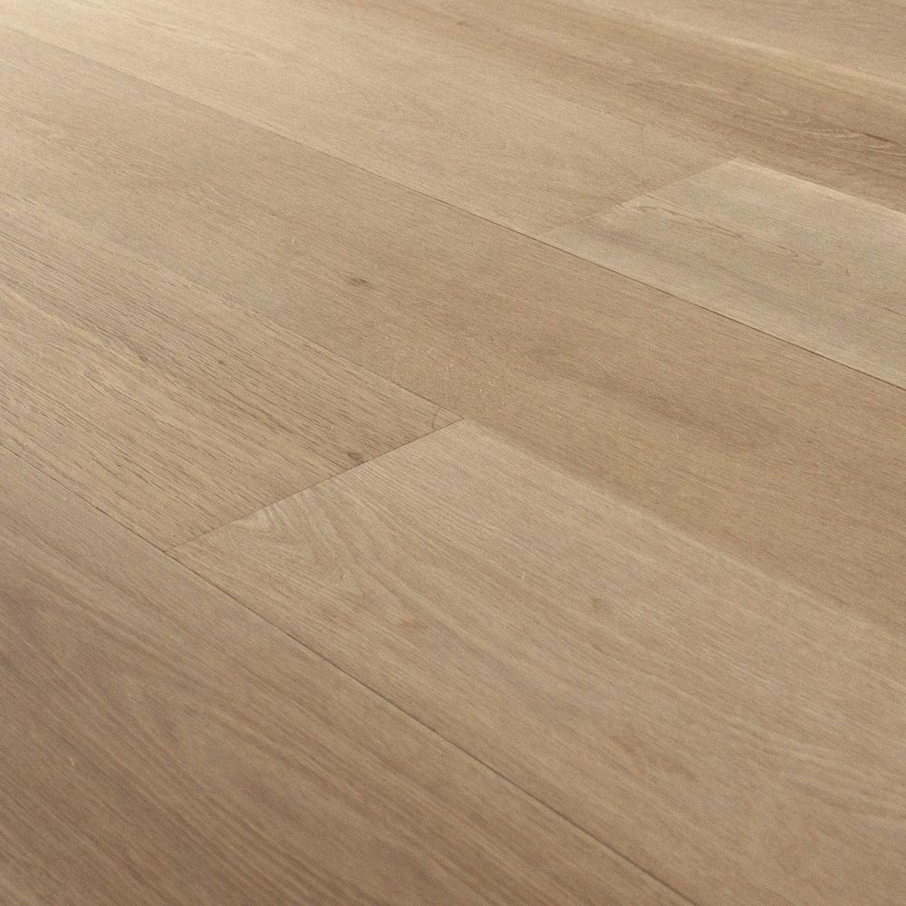 European French Oak Unfinished Oak 5/8" — Select, 7 1/2 inch by 5/8 inch with 4mm wear layer