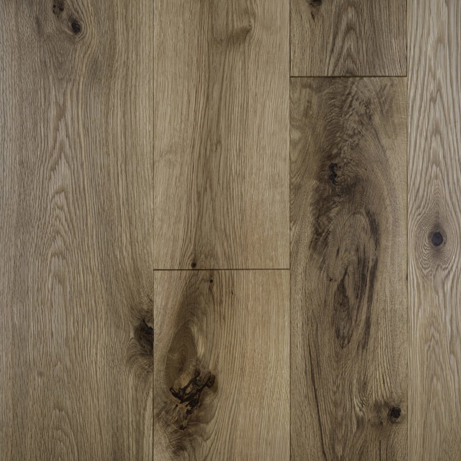 Character grade white oak flooring: large knots, mineral streaking and dramatic grain